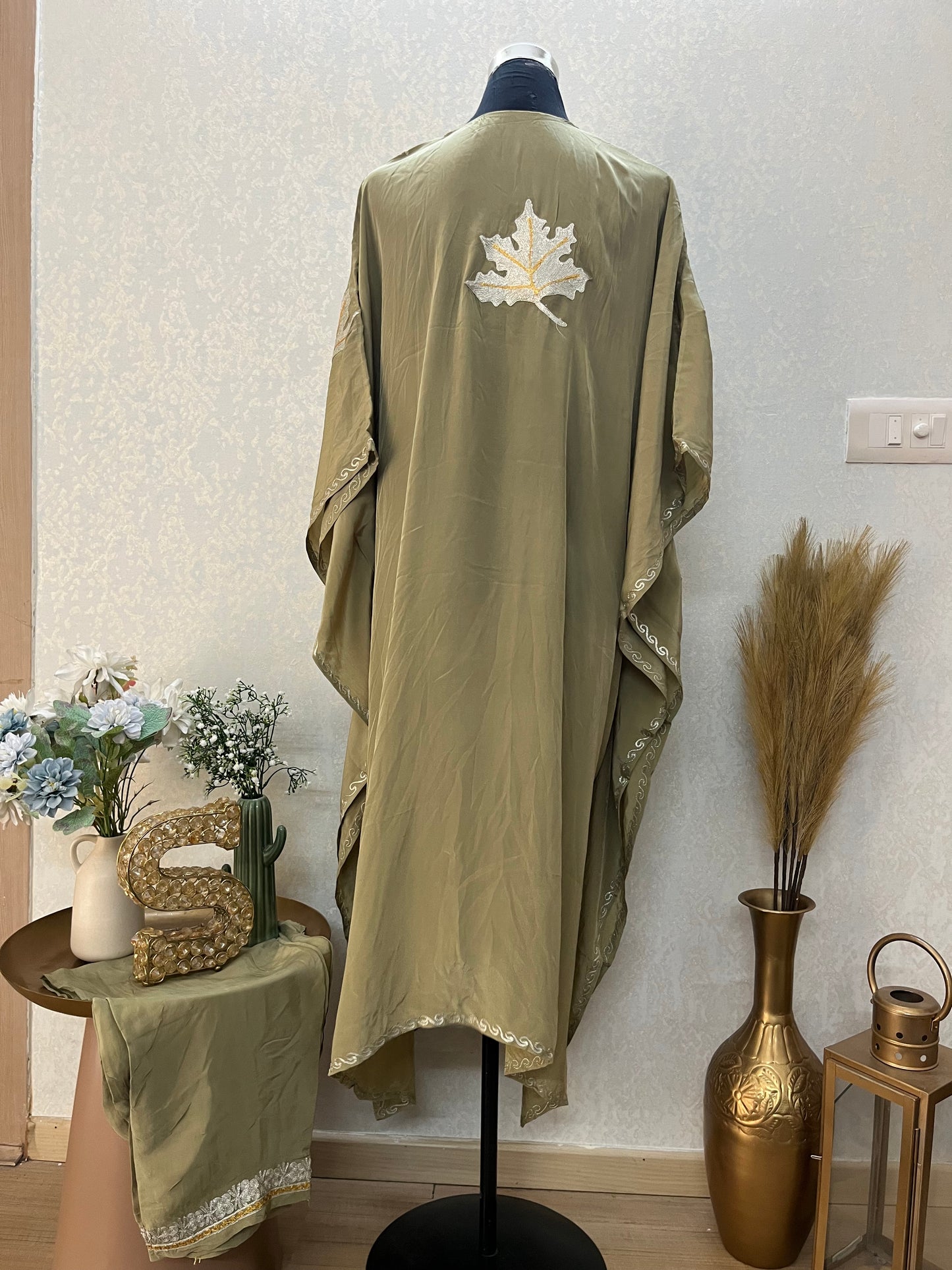 Crape Kashmiri Kaftan Set
