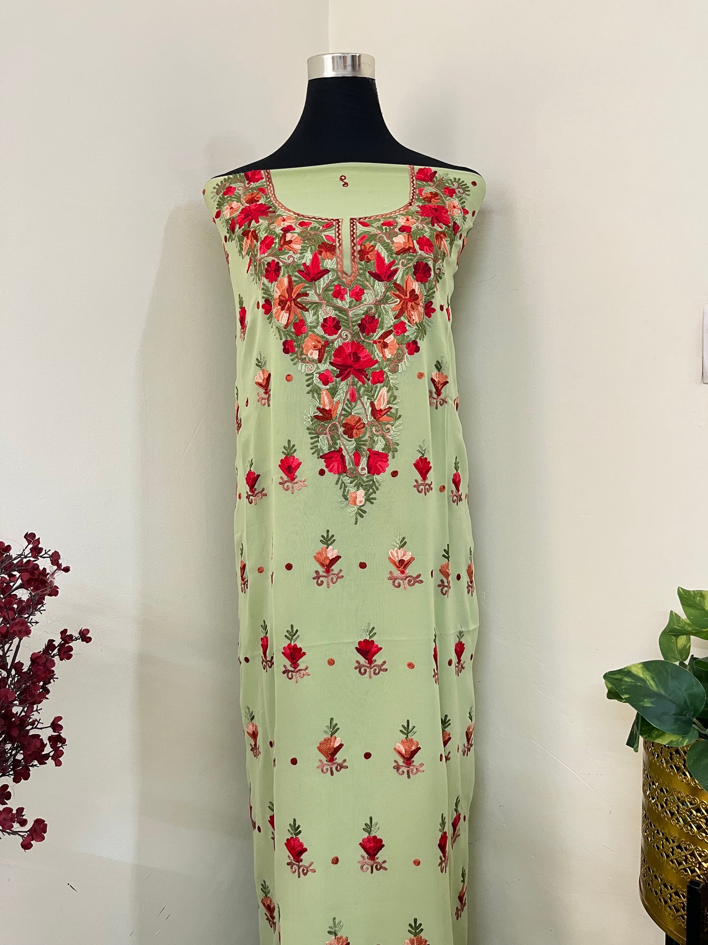 Pastel Green Georgette Kashmiri Kurta Material