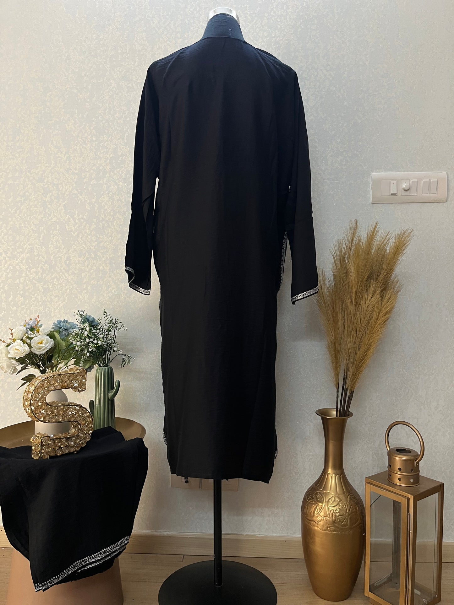 Black Cotton Kashmiri Pheran Set (46)