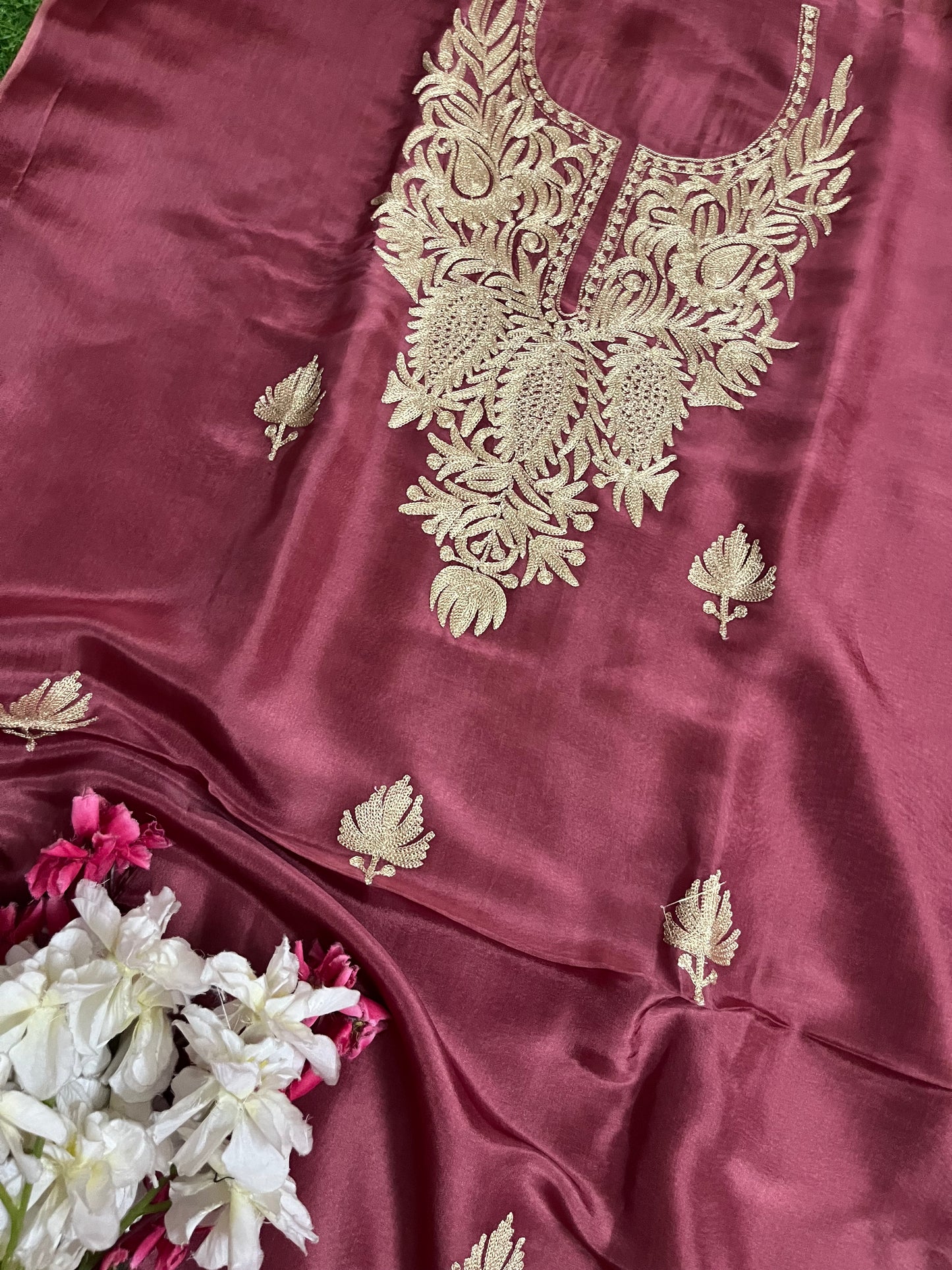 Sanam’ Onion Pink Silk Tilla Kashmiri Suit