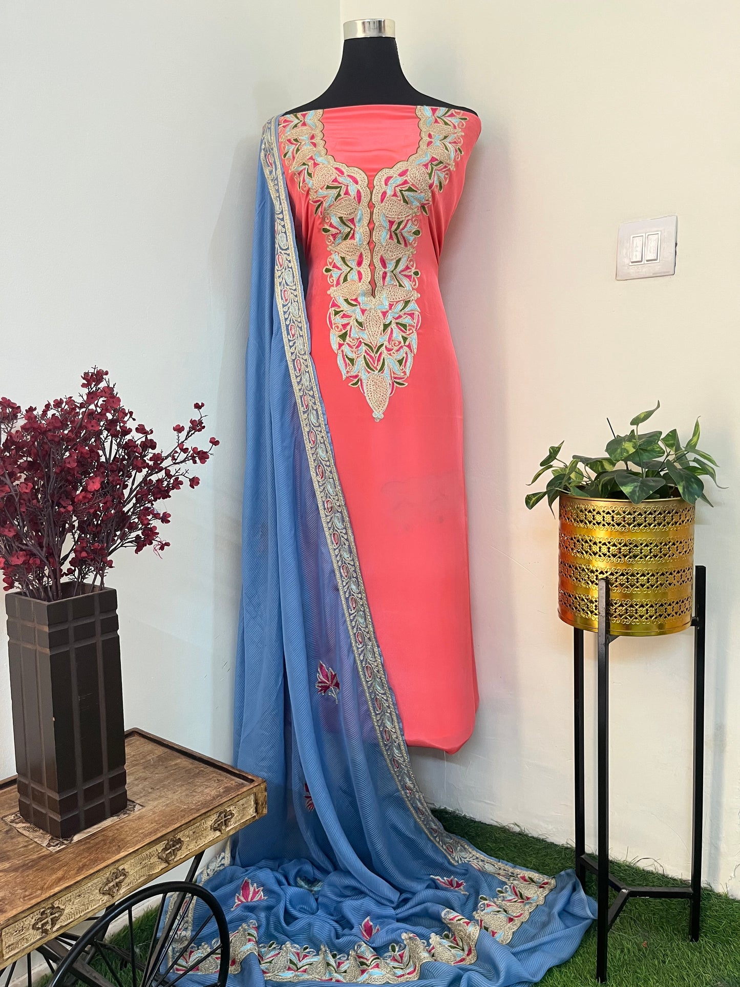 Kalaa’ Peach Crape Kashmiri Suit