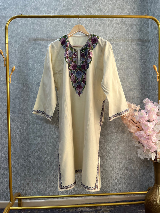 Off White Aari Embroidered Wool Pheran