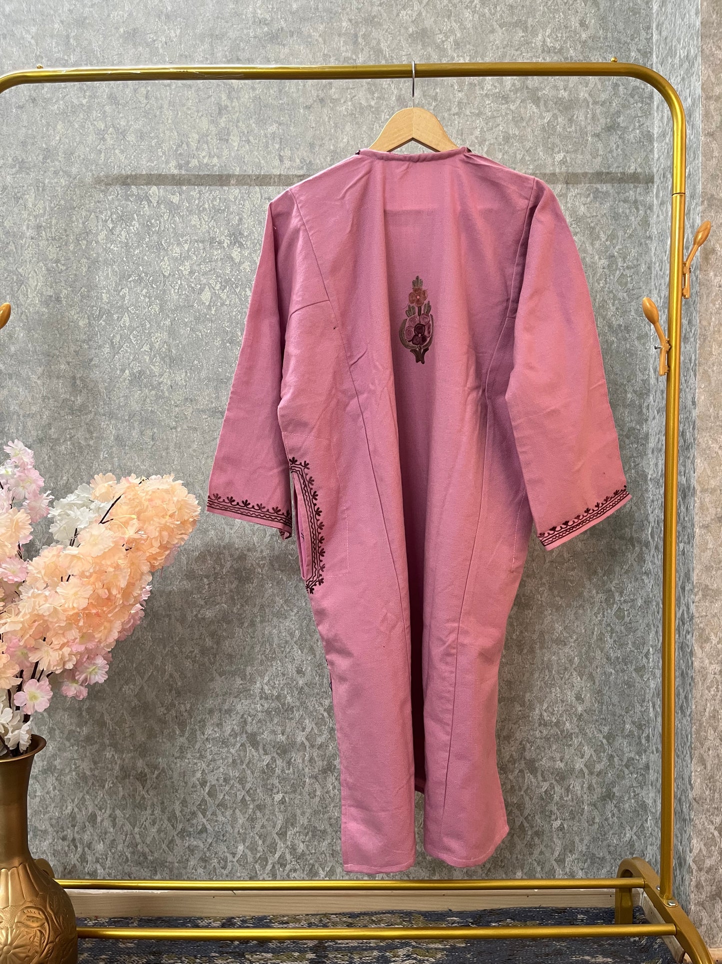 Pink Aari Embroidered Wool Pheran