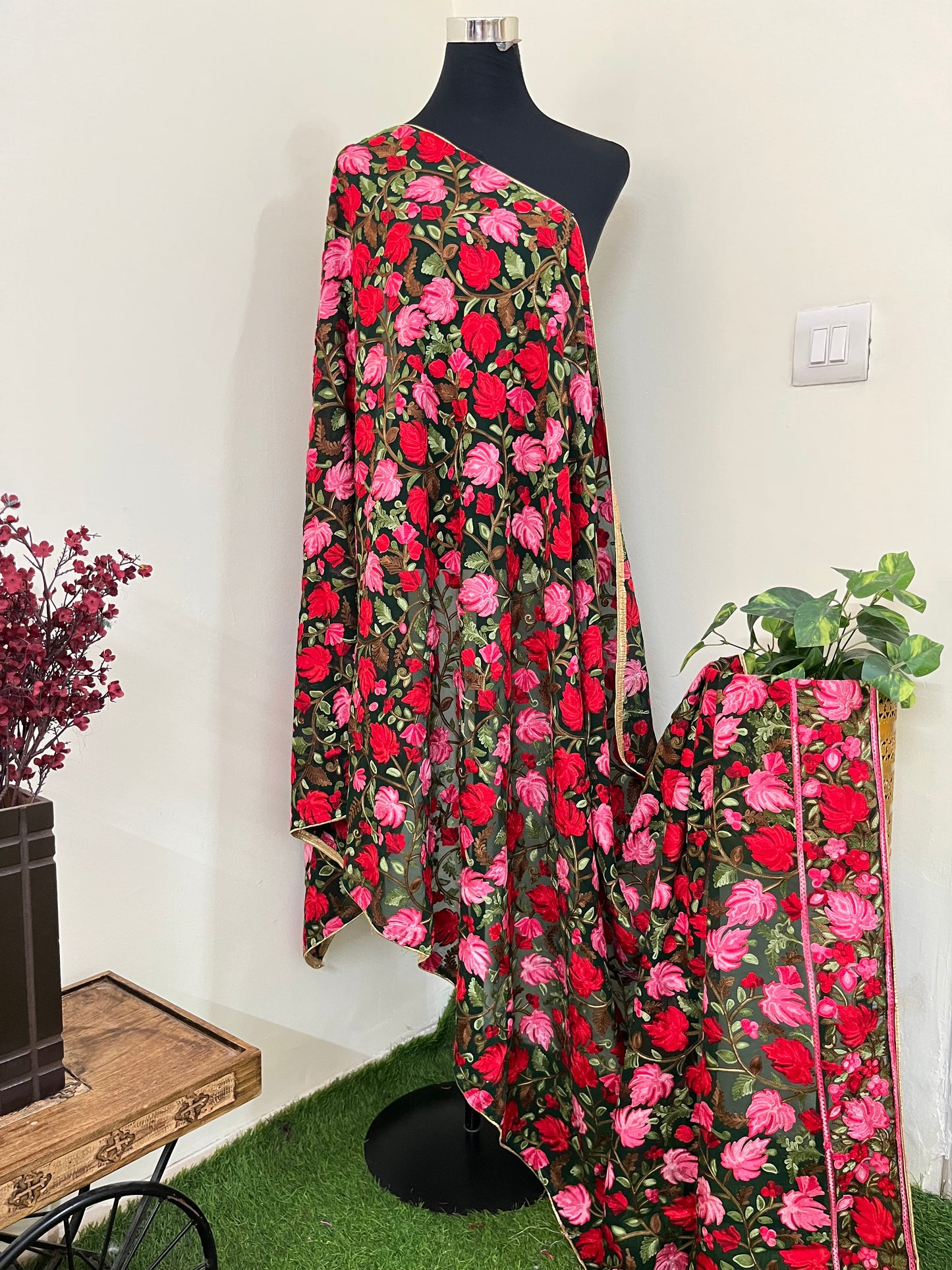 Kashmiri Georgette Odhni
