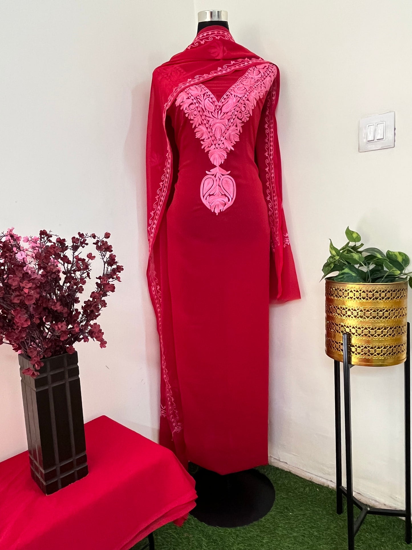 Red Georgette Red 3 Pc Aari Embroidered Suit Set