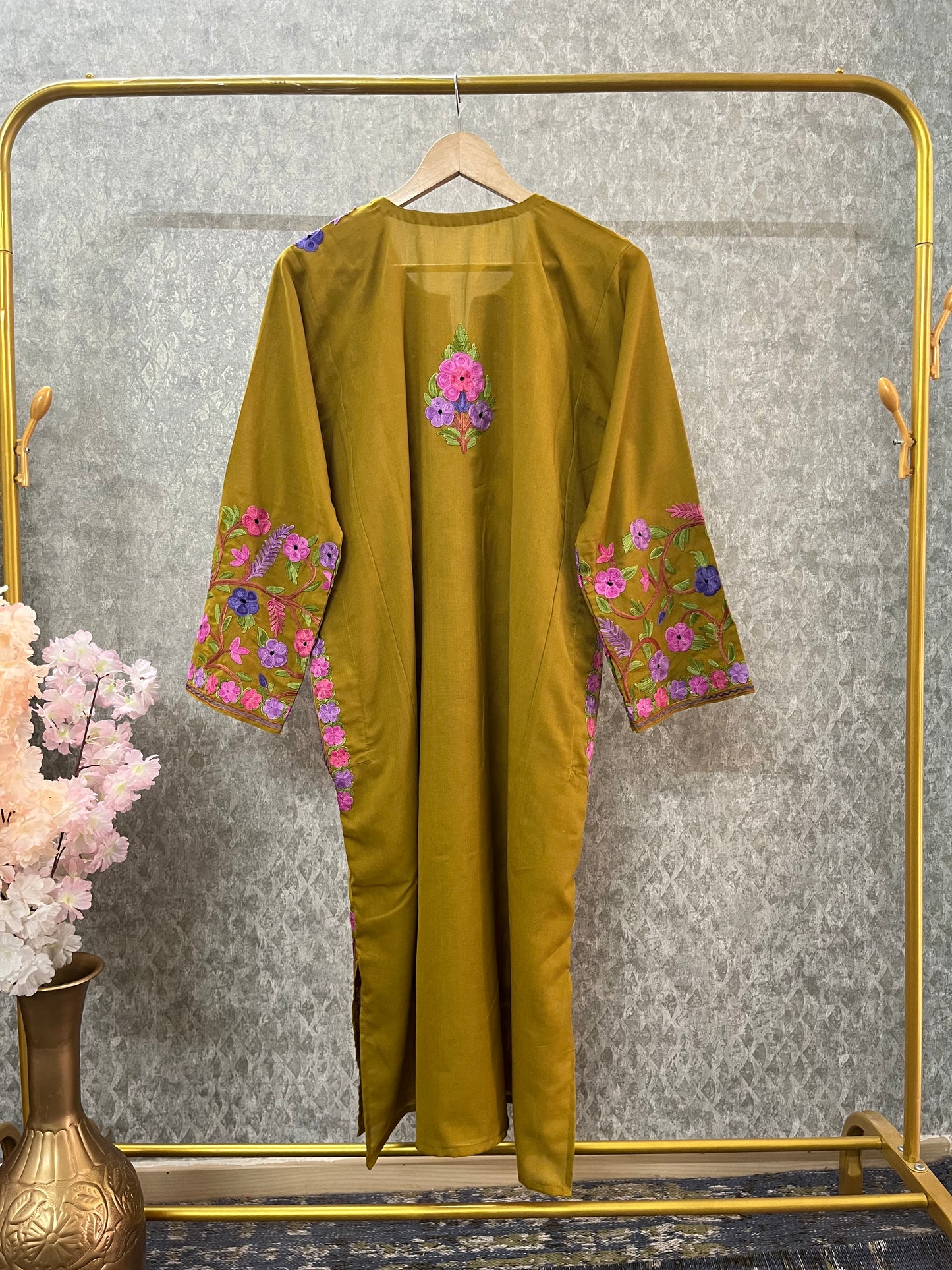 Heena Green Cotton Aari Work Pheran