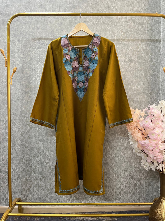 Golden Yellow Aari Embroidered Wool Pheran