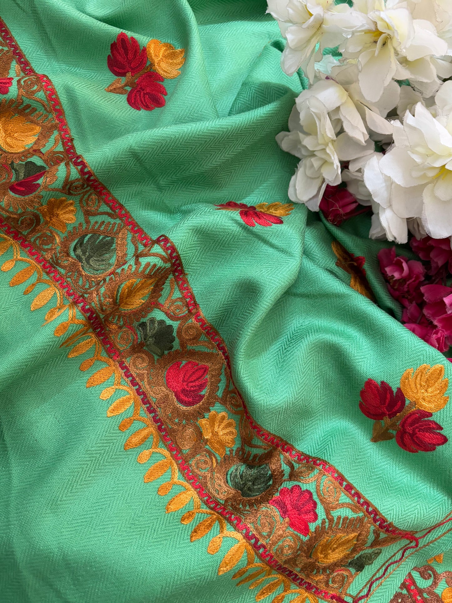 Pea Green Chinar Woollen Aari Embroidered 3pc Suit Stole