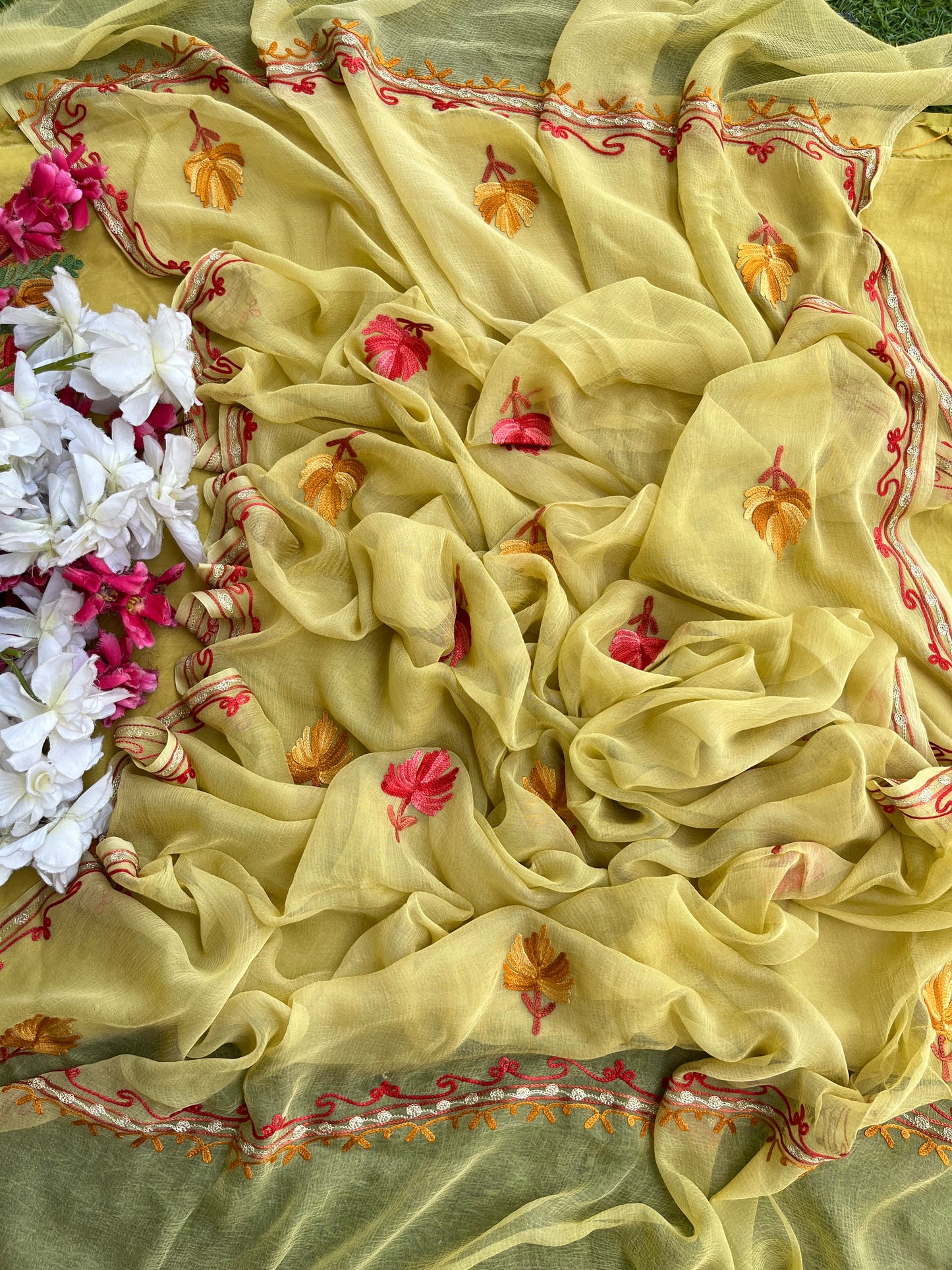 Soft Green Muslin Cotton Jaal Sleeves Kashmiri 3pc Suit