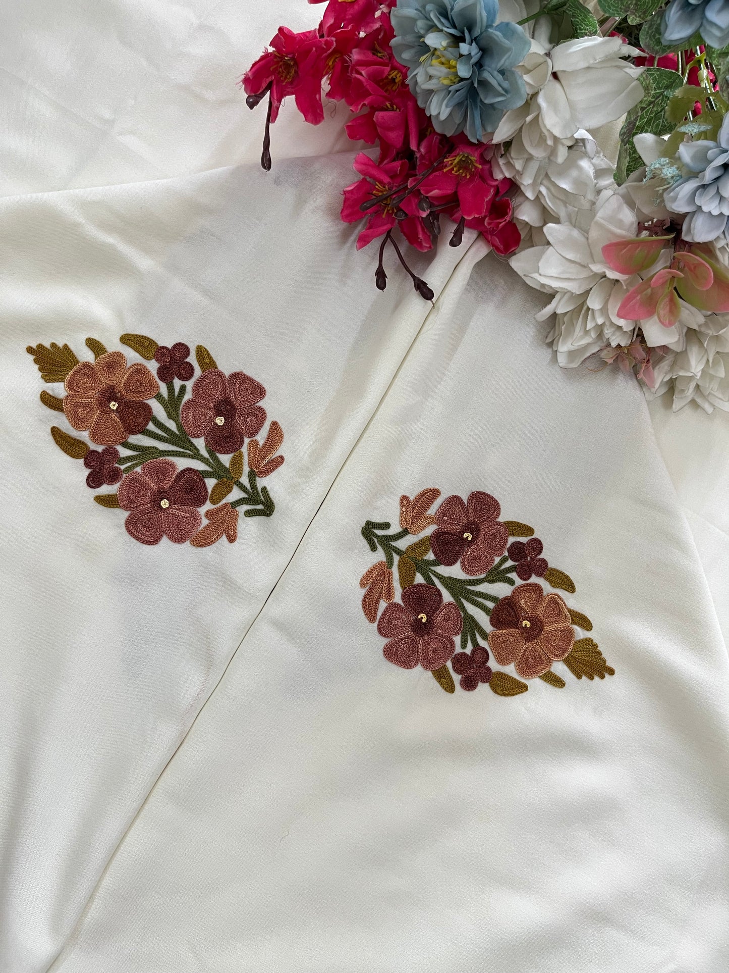 Off White Cotton Cord Set (Aari Embroidered)