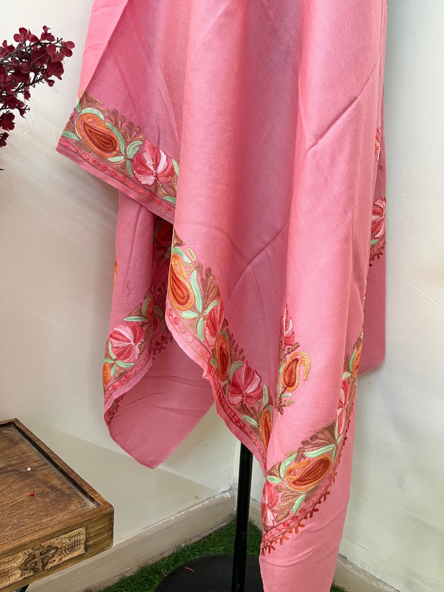 Soft Pink Fine Semi Pashmina Aari Embroidered stole