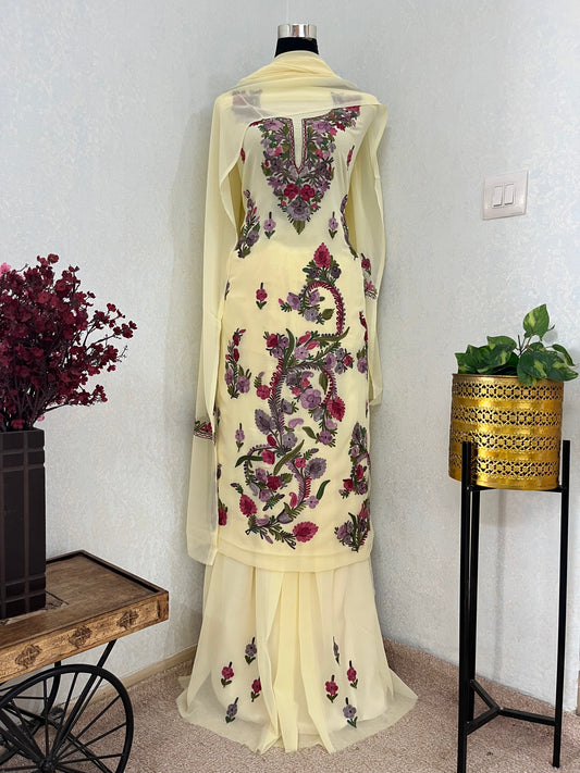 Cream Georgette 3 Pc Kashmiri Suit