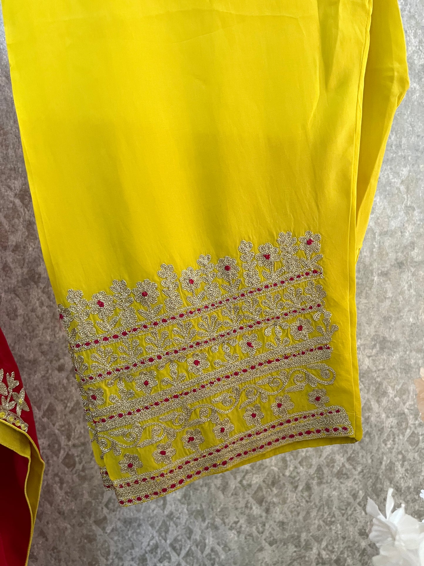 Red Crape Kashmiri Kaftan Set size (44)