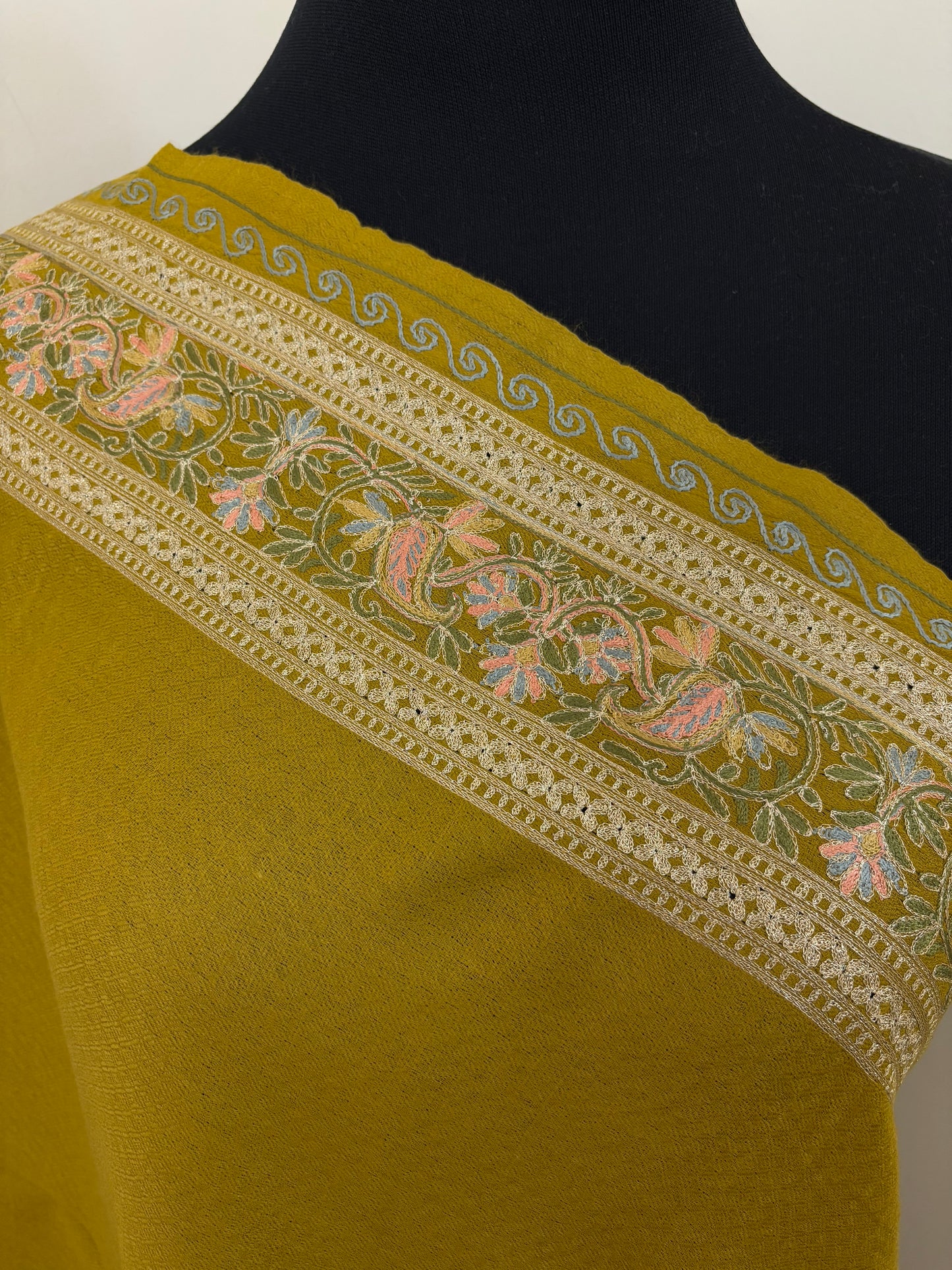 Golden Yellow Ambi Bael Kashmiri Stole