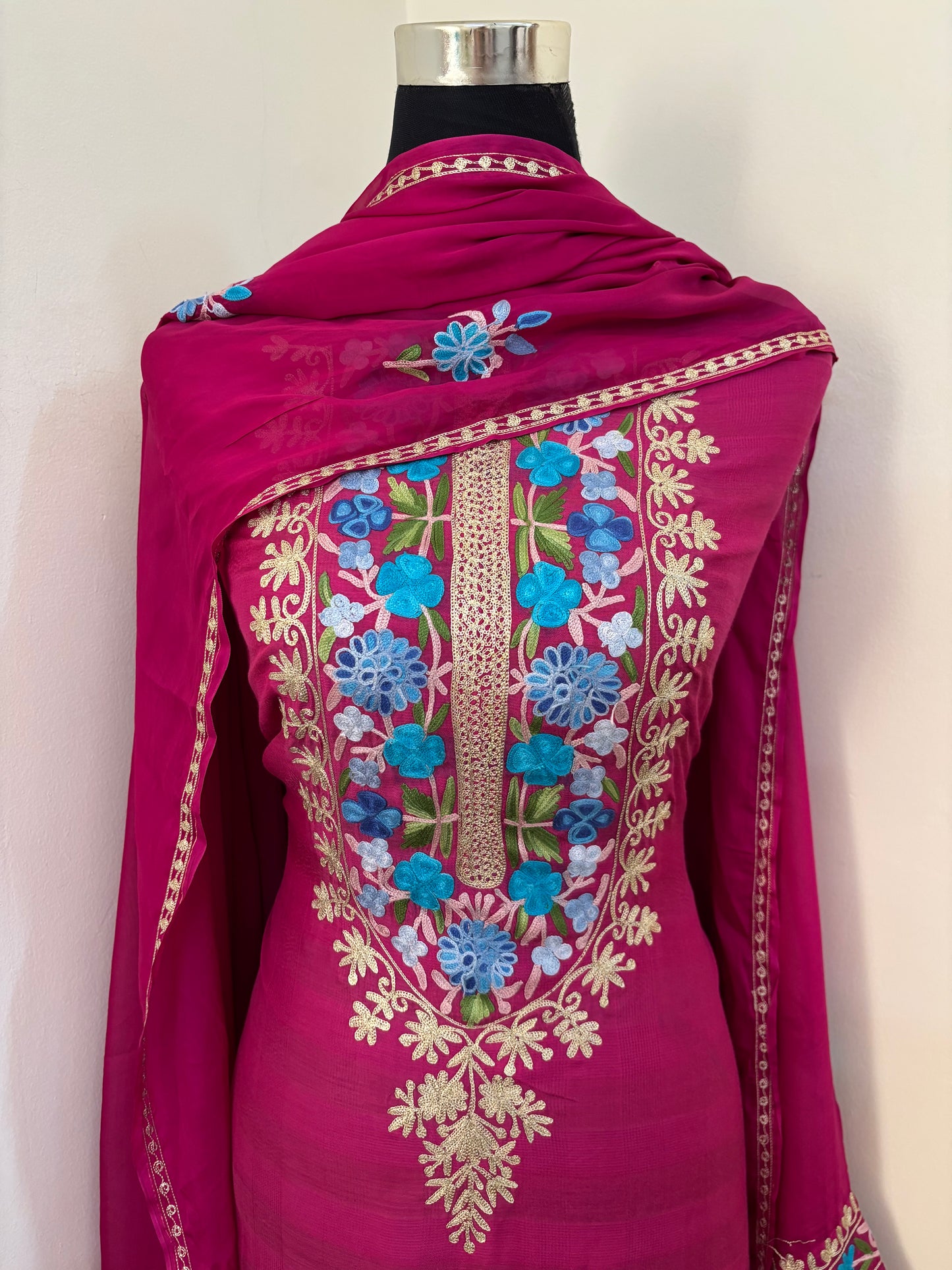 Kalaa’ Hot Pink Cotton Kashmiri Suit