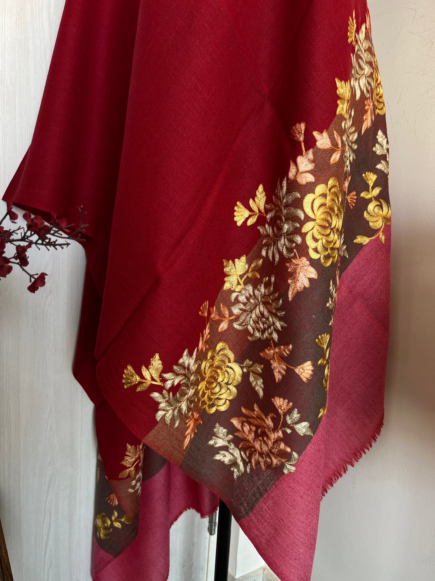 Reddish Maroon Fine Wool Kashmiri Embroidered stole