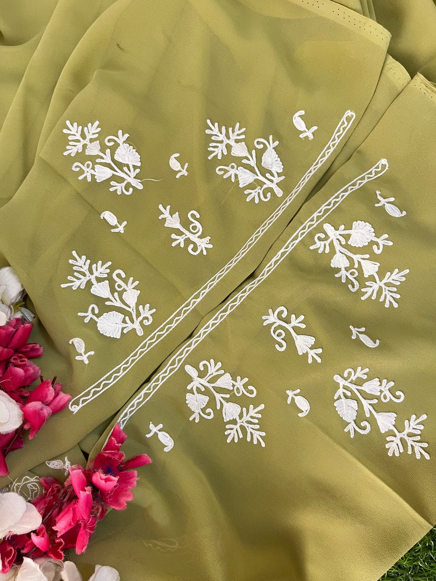 Pista Georgette Kashmiri Unstitched Kurta Material