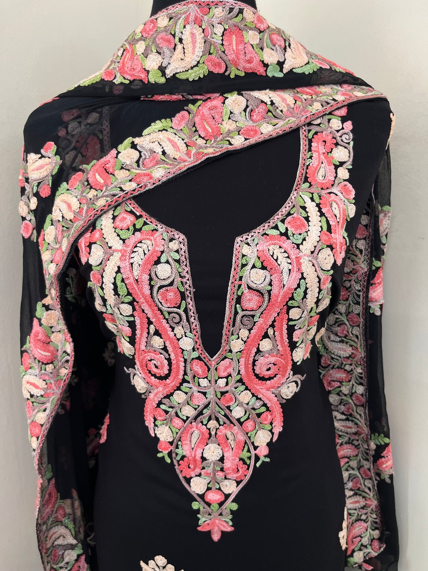 Black Rayon Cotton Kashmiri 3pc set