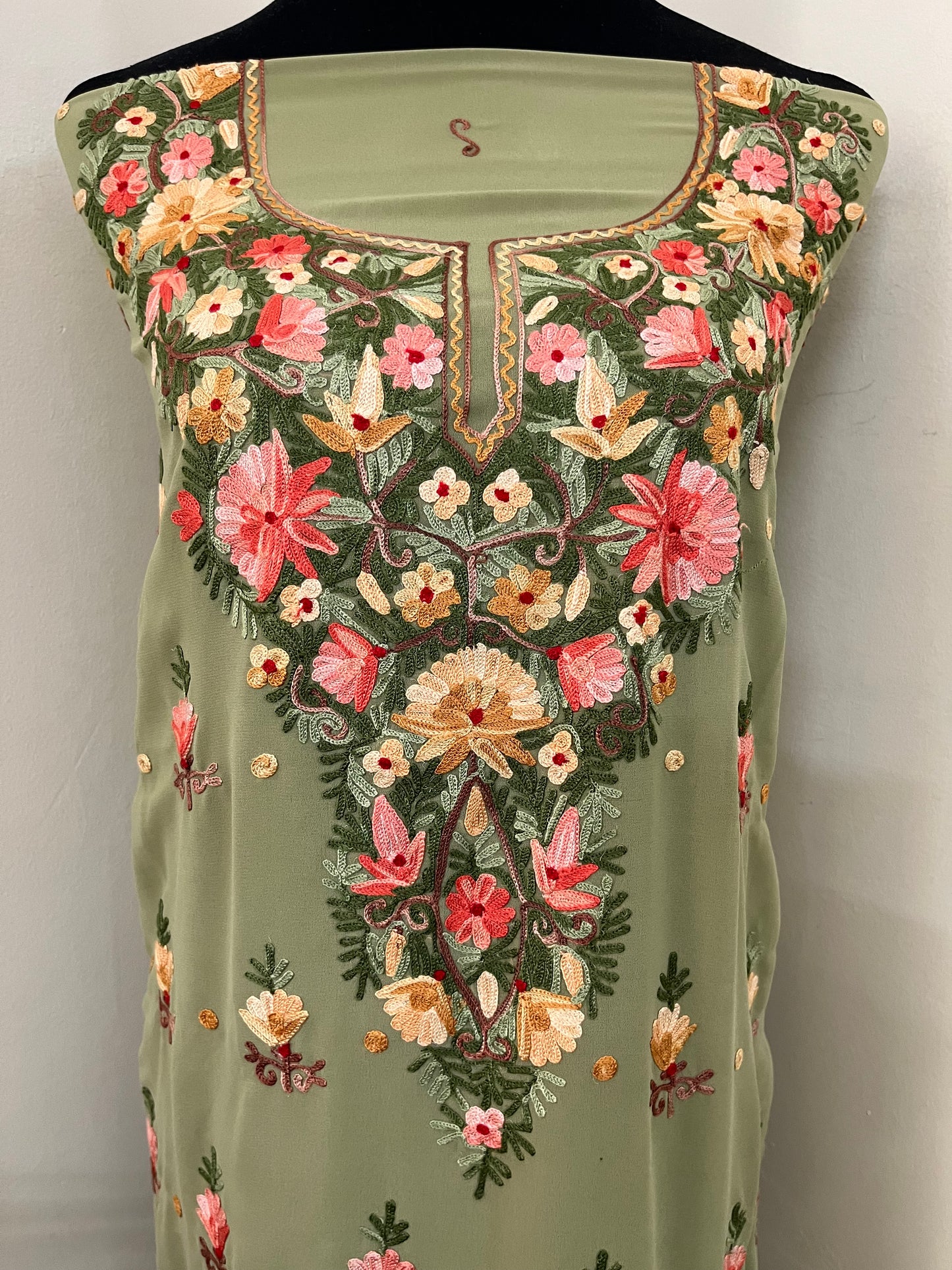 Pastel Green Georgette Kashmiri Kurta Material