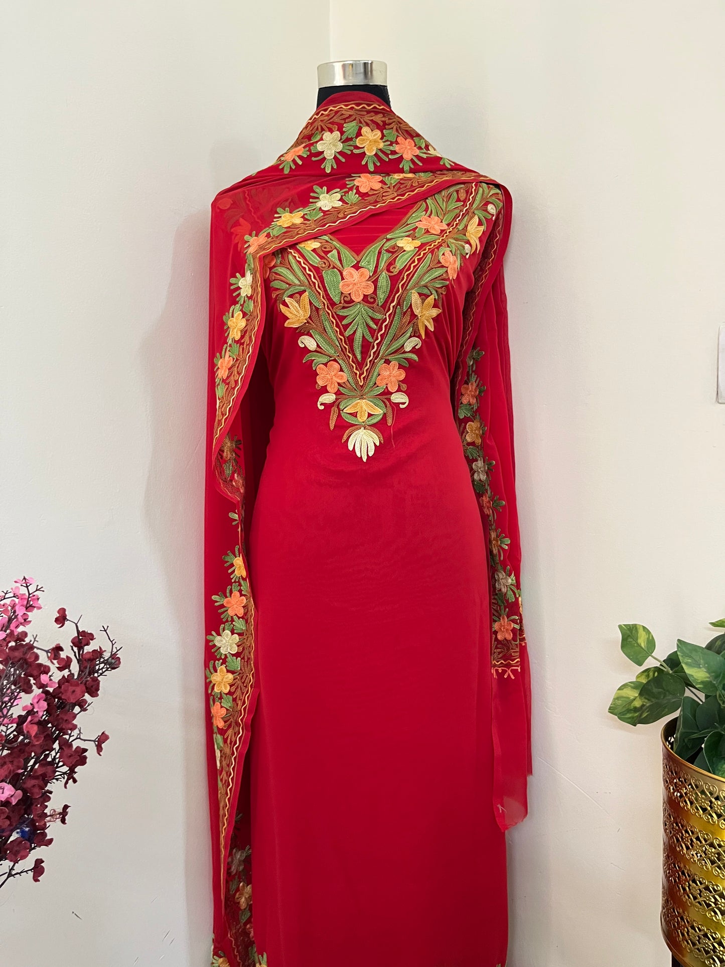 Red Georgette 3 Pc Kashmiri Suit