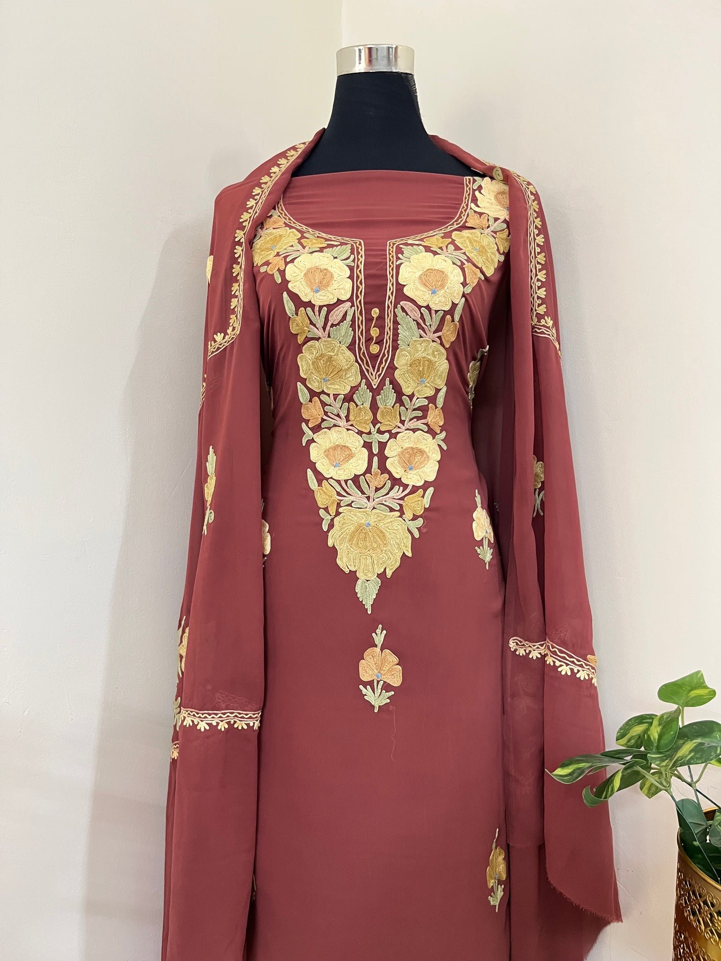 Georgette 3 Pc Aari Embroidered Suit