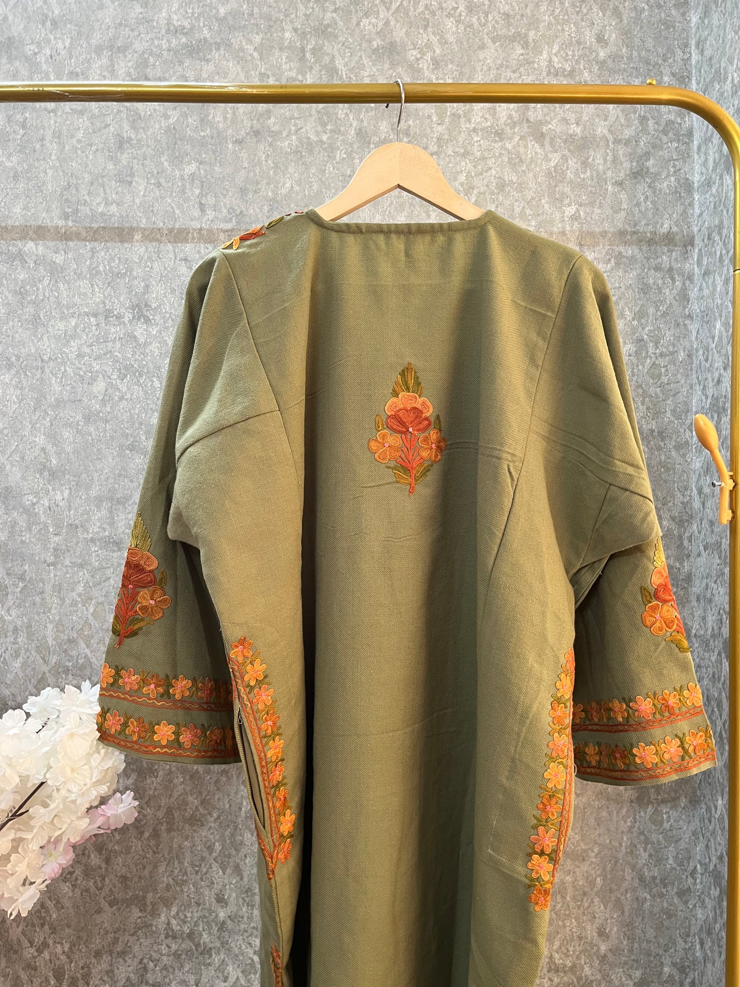 Beige Aari Embroidered Wool Pheran