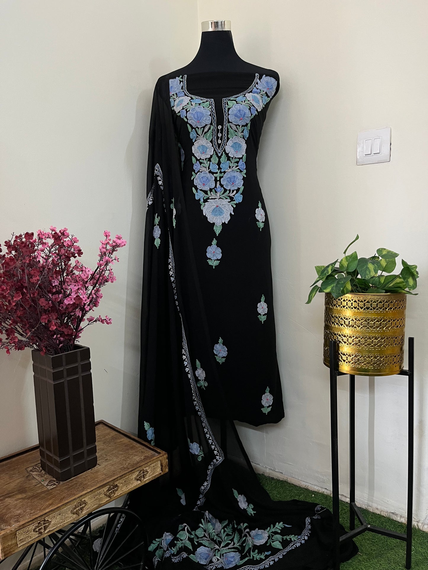 Black Georgette 3 Pc Aari Embroidered Suit