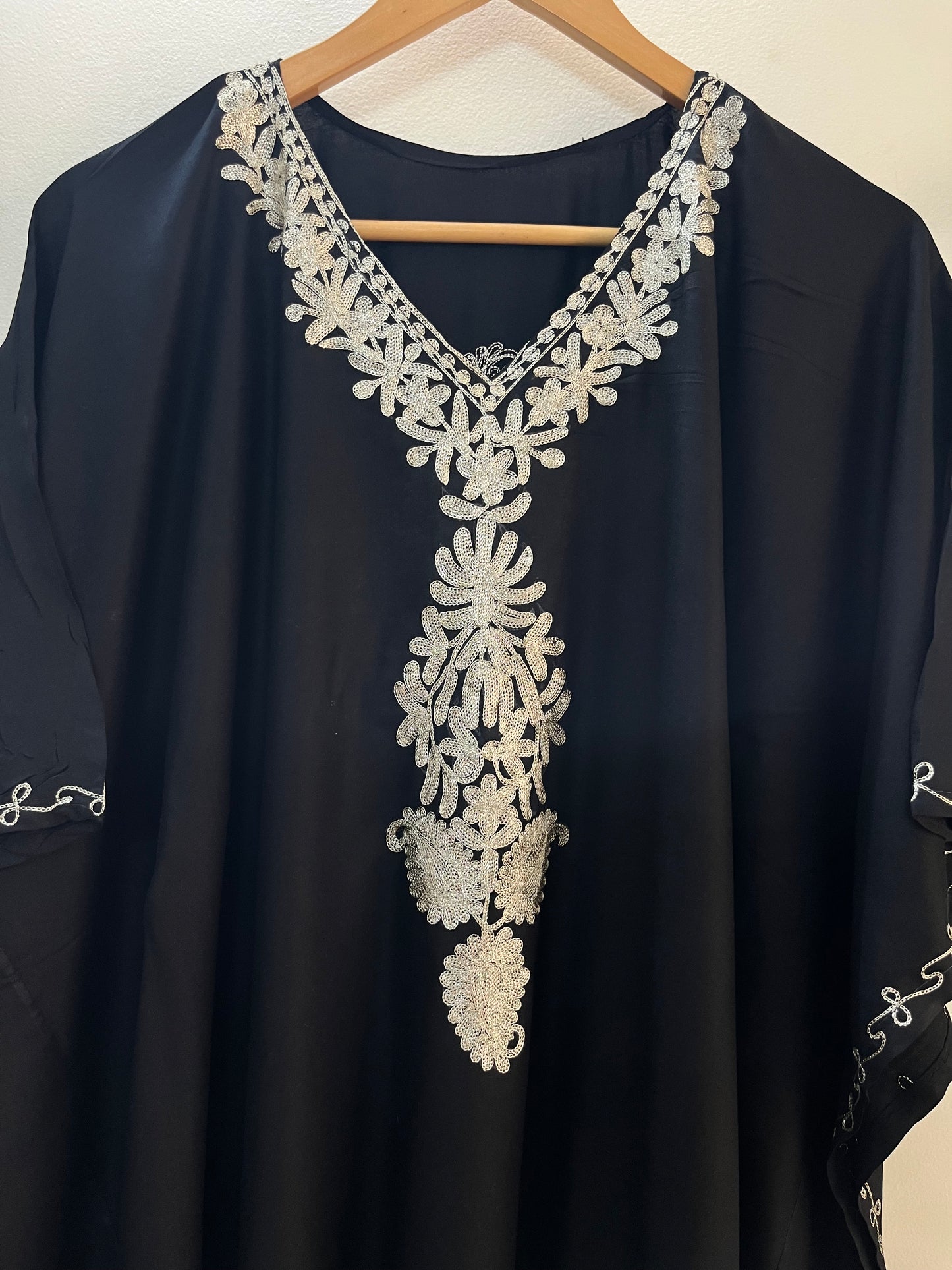 Black Rayon Cotton Kashmiri Tilla Kaftan