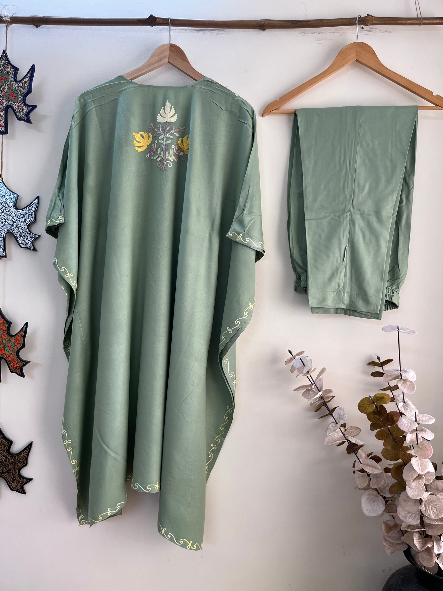Pastel Green Muslin Cotton Kashmiri Kaftan Set