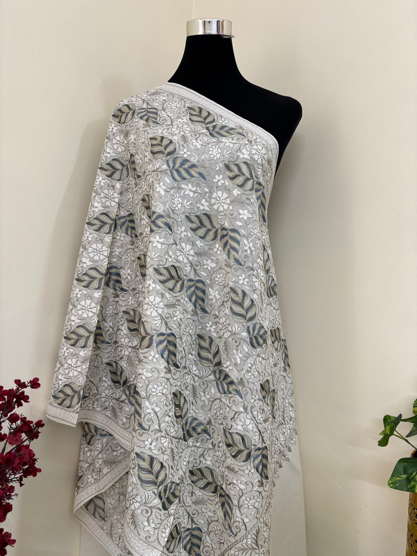 Cream Chinaar Baag Kashmiri Stole