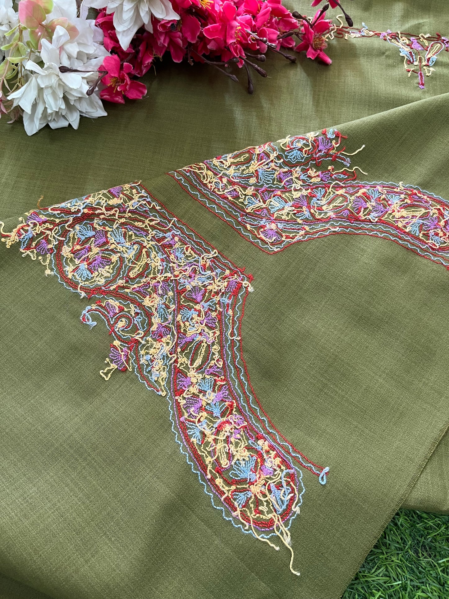 Heena Green Cotton Two Piece Suit (Hand Embroidered)