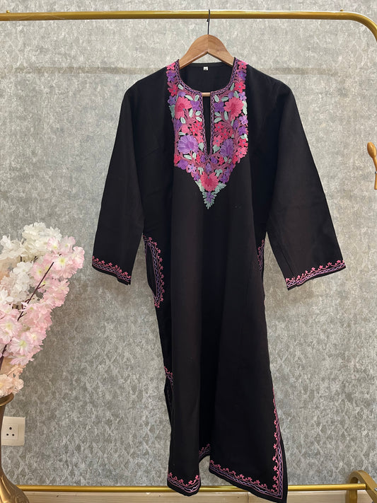 Black Aari Embroidered Wool Pheran