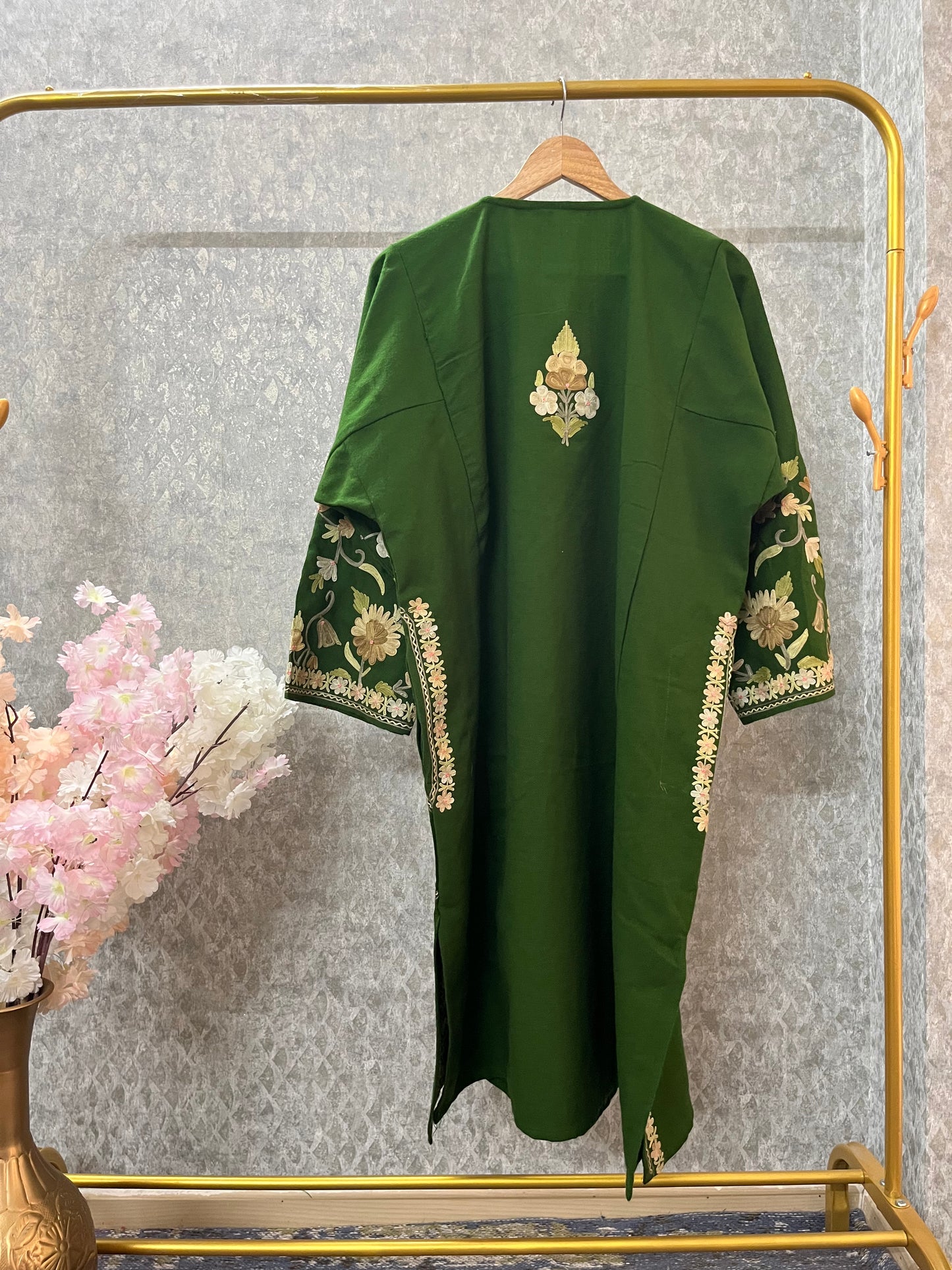 Heena Green Aari Embroidered Wool Pheran