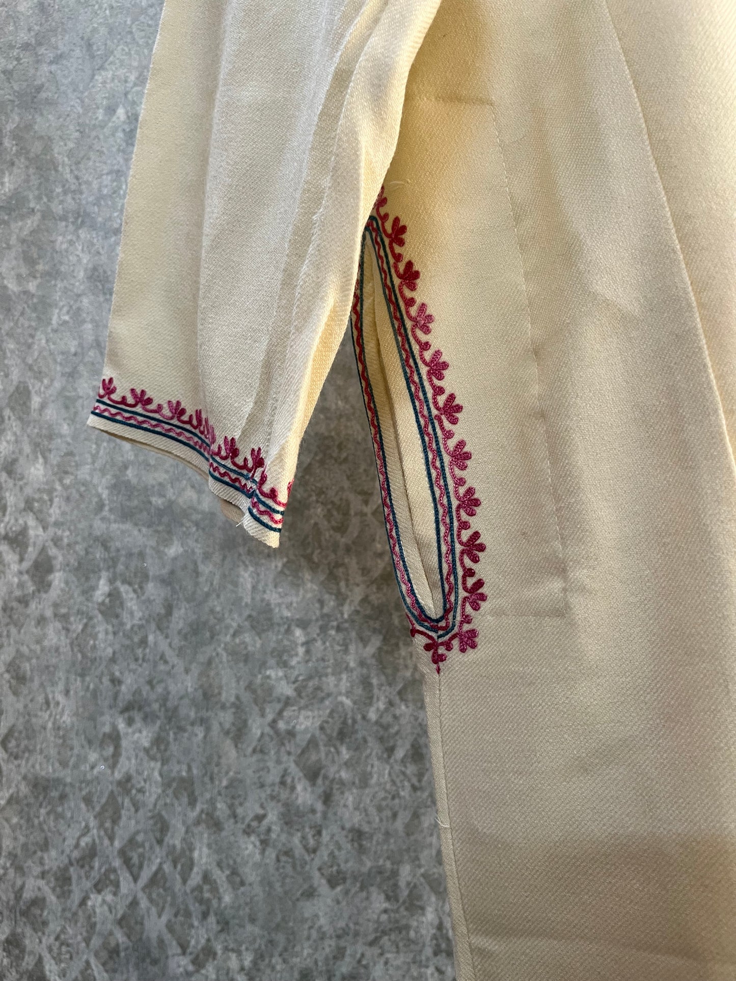 Off White Aari Embroidered Wool Pheran