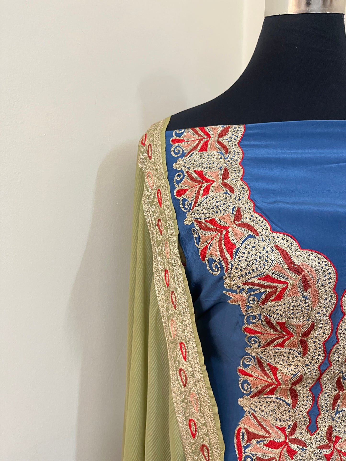 Kalaa’ Electric Blue Crape Kashmiri Suit