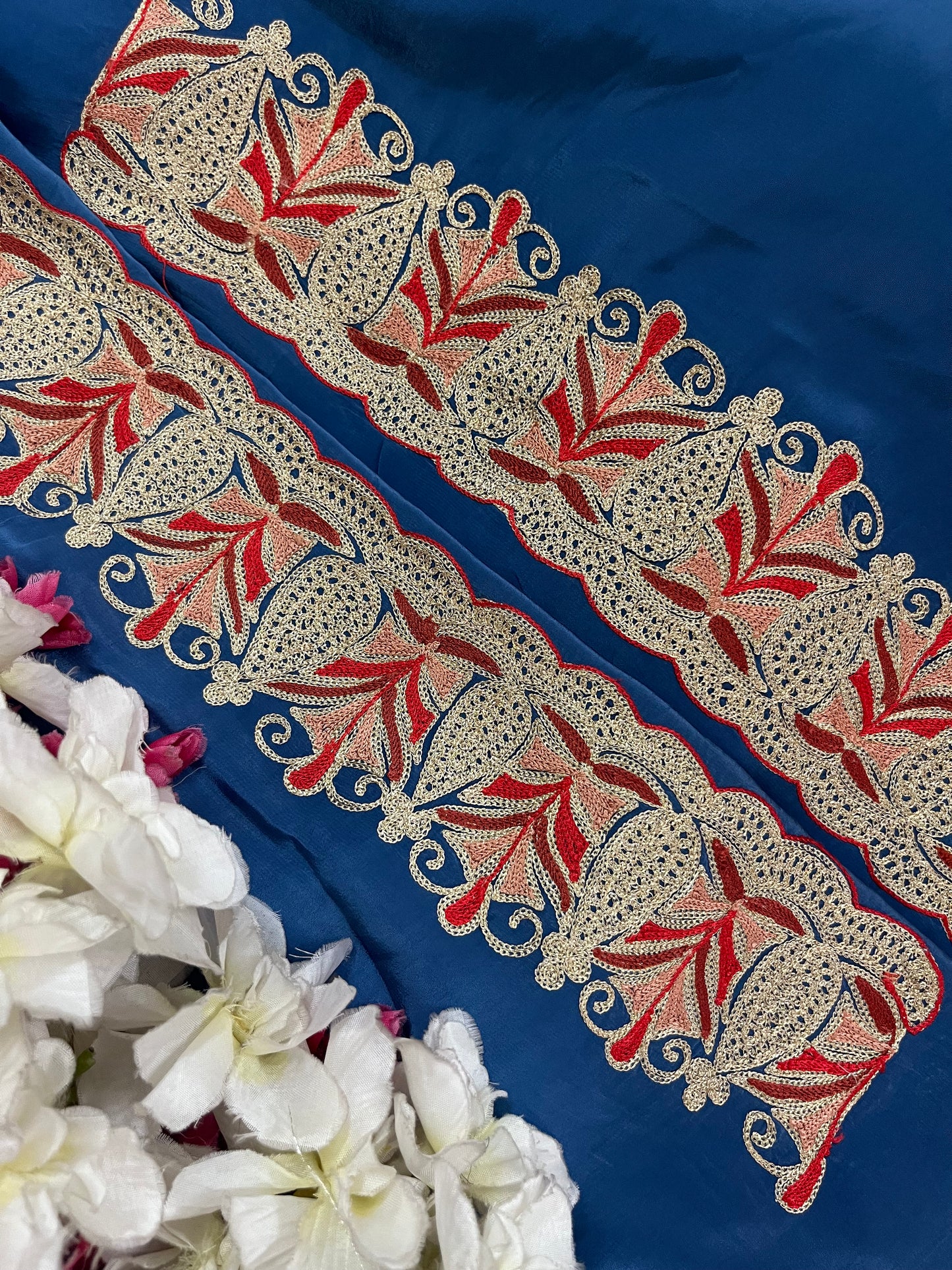 Kalaa’ Electric Blue Crape Kashmiri Suit
