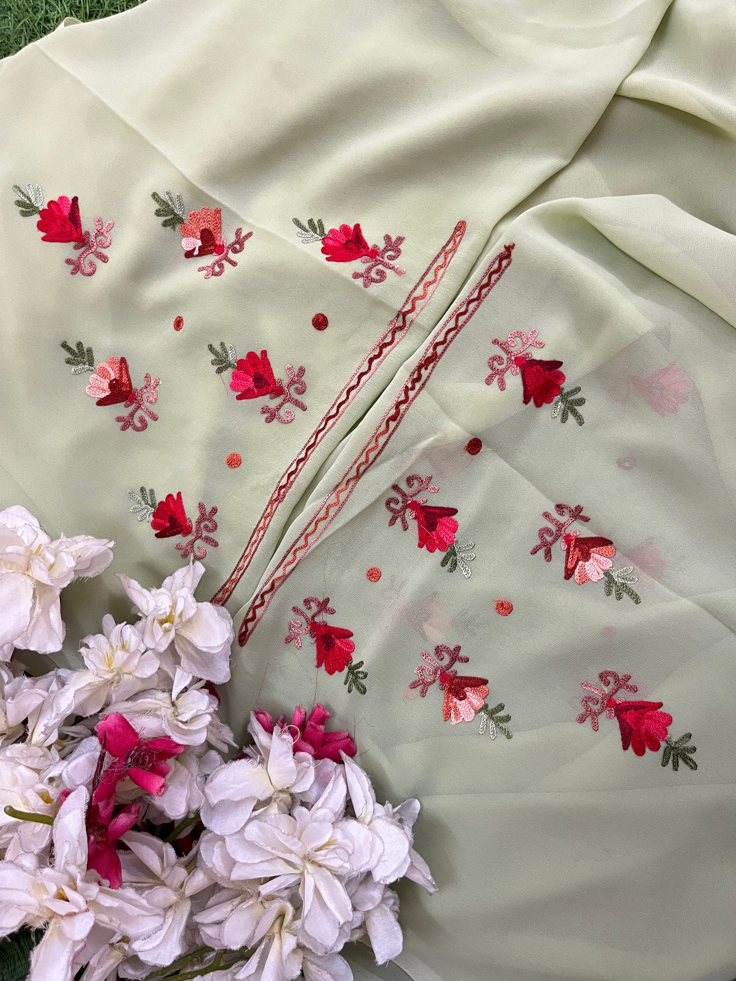 Pastel Green Georgette Kashmiri Kurta Material