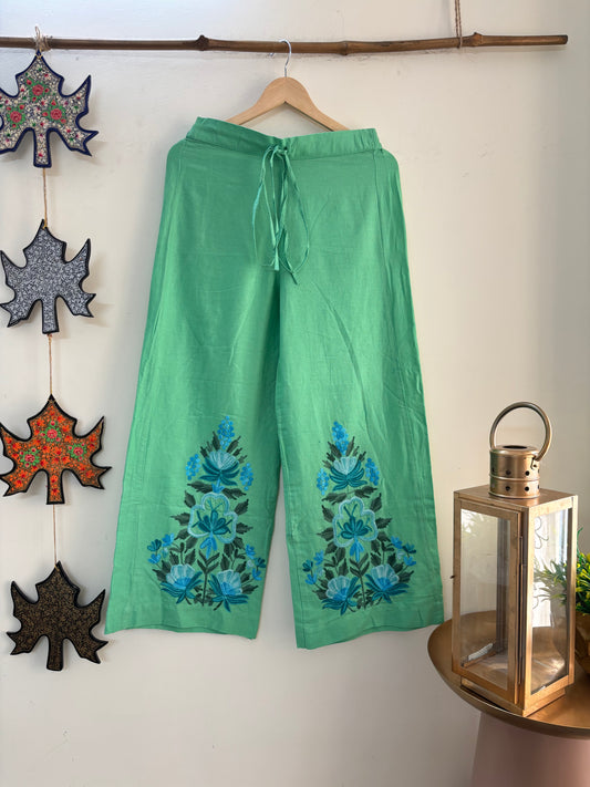 Women Green Solid Cropped Wide Leg Aari Embroidered Palazzos ‘S’