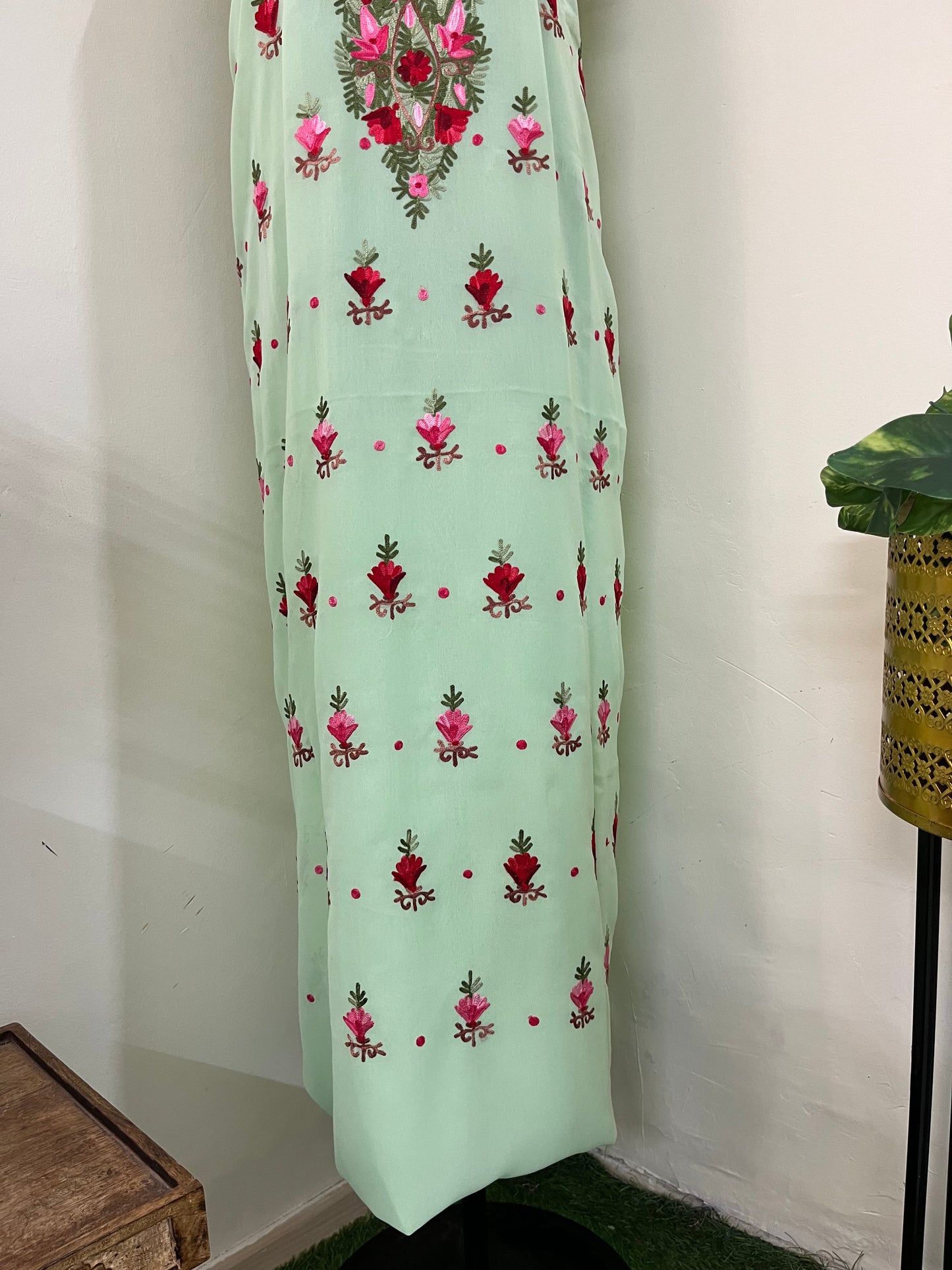 Tea Green Georgette Kashmiri Kurta Material