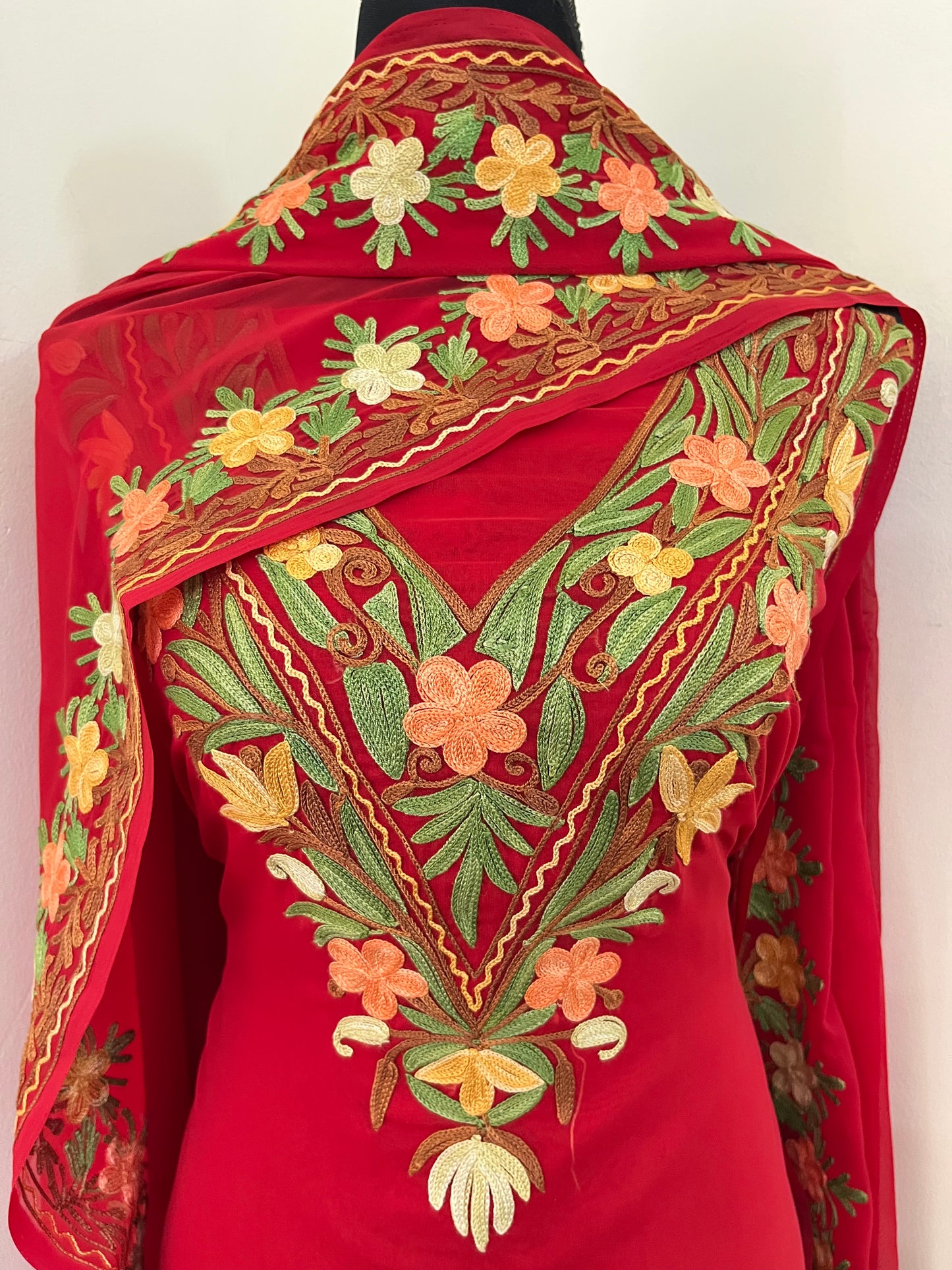 Red Georgette 3 Pc Kashmiri Suit