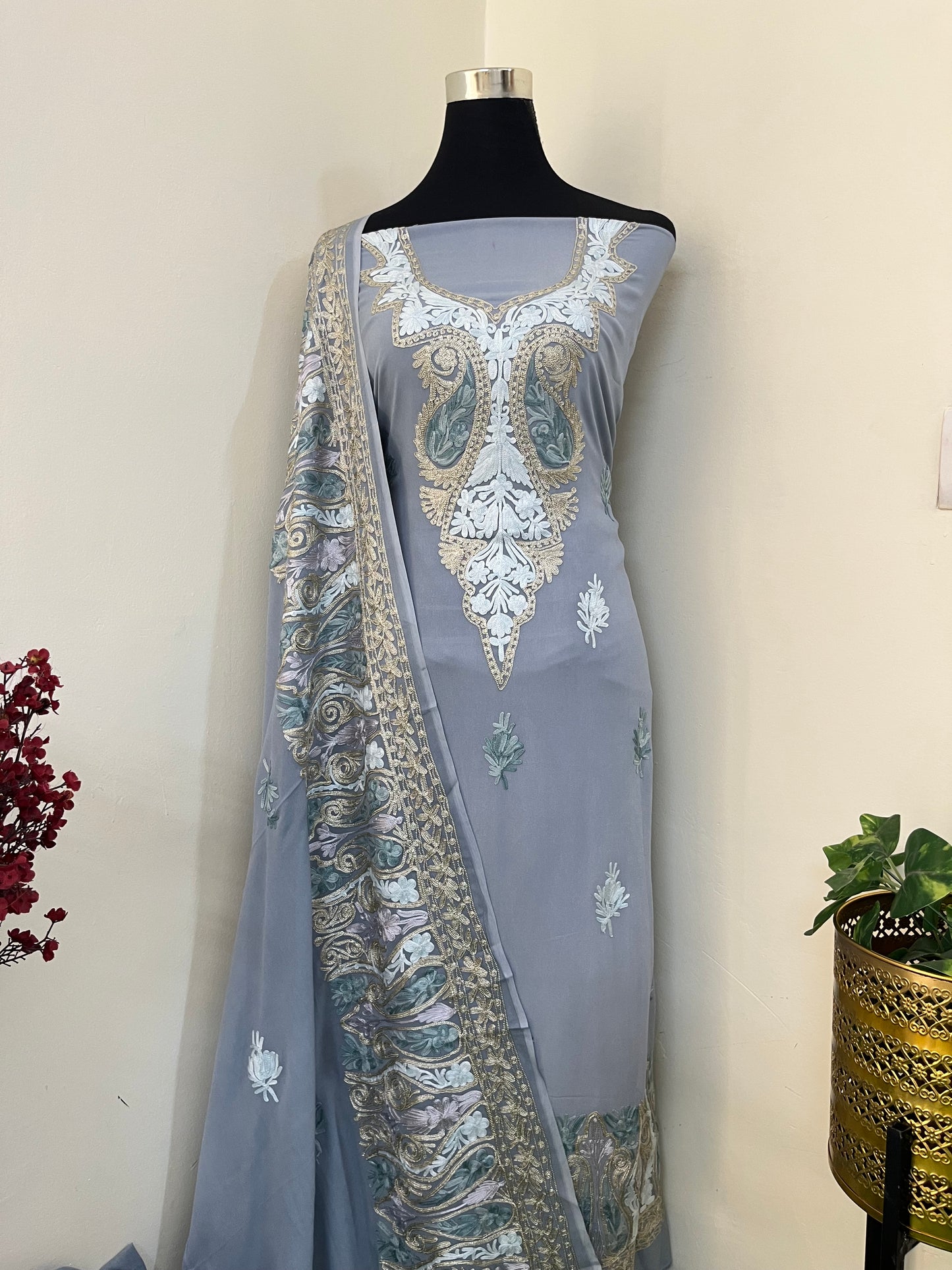 Georgette 3 Pc Aari Embroidered Suit