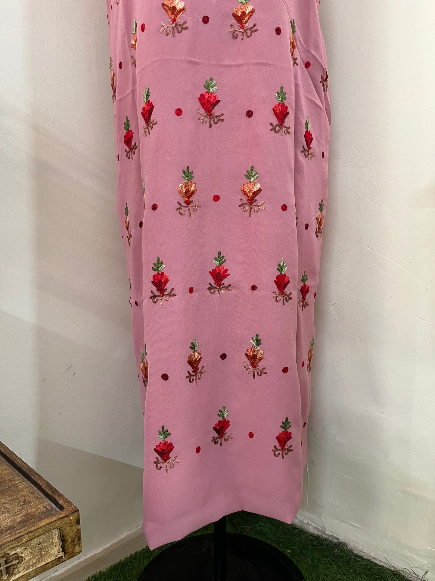 Onion Pink Georgette Kashmiri Kurta Material