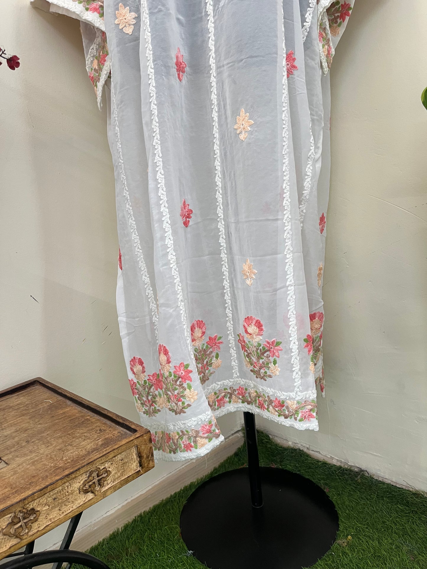 Off White Georgette All over Work Aari Embroidered Unstitched Kurta