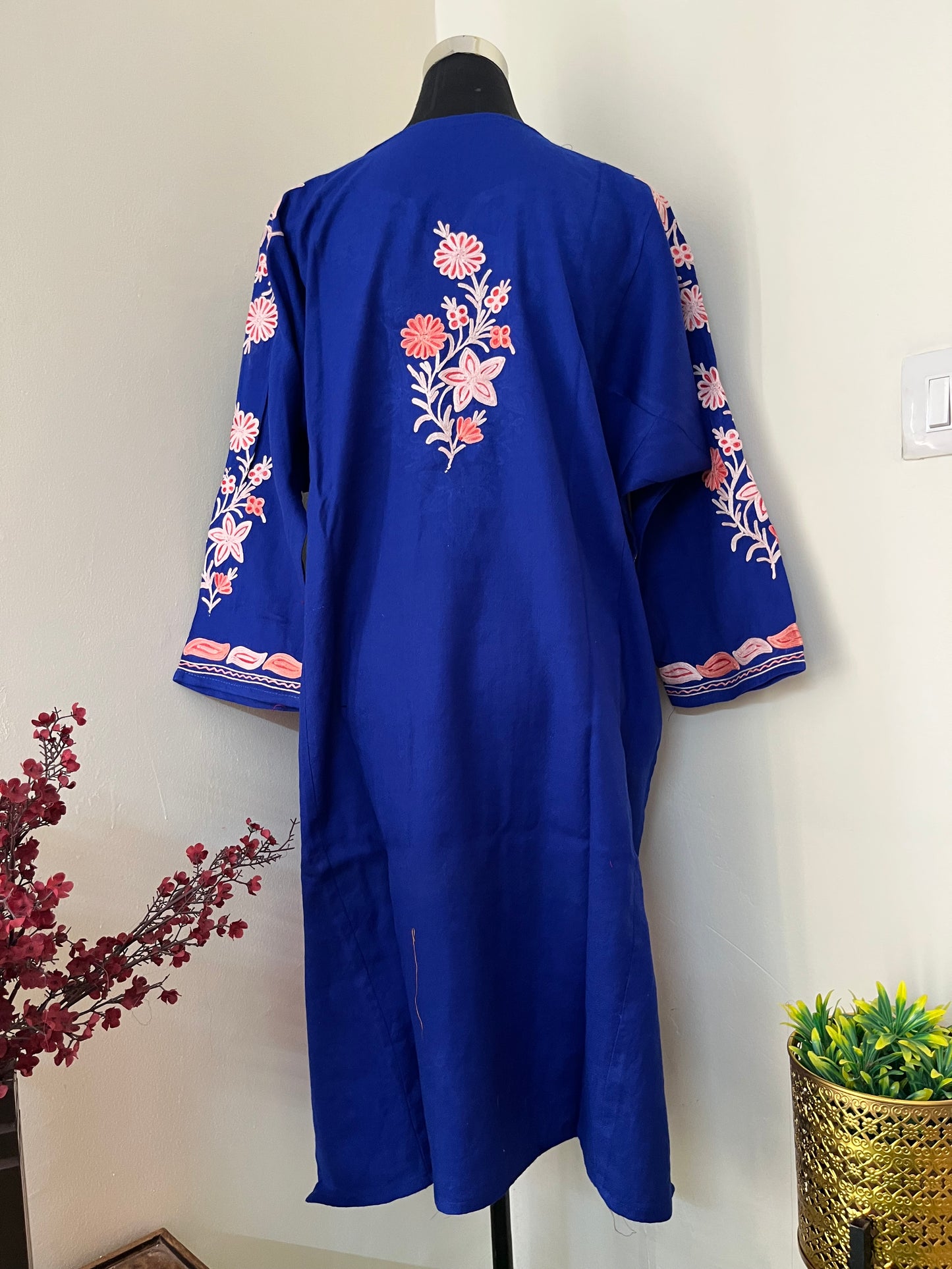 Royal Blue Aari Embroidered Wool Pheran