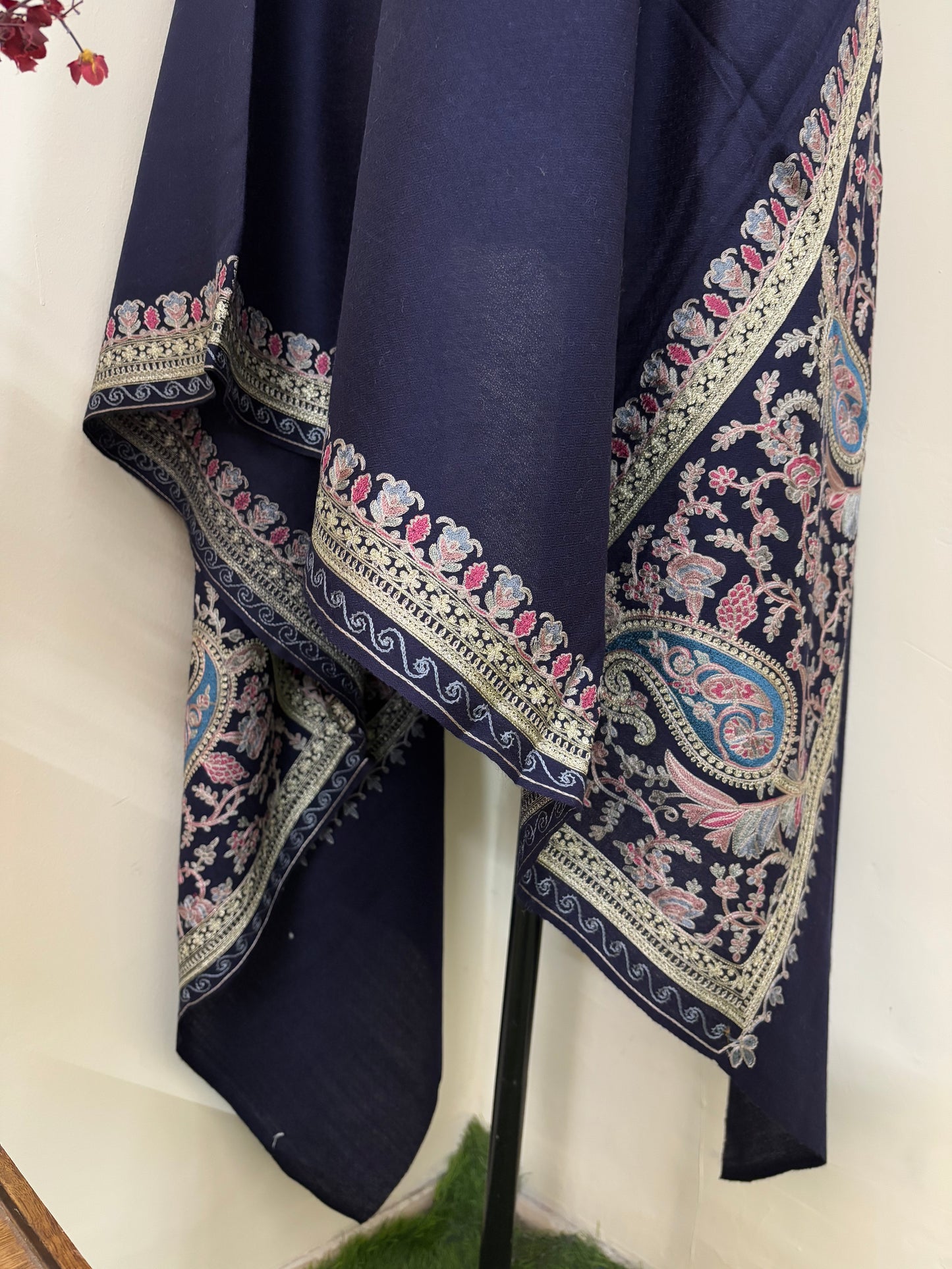 Midnight Blue Ambi Bael Kashmiri Stole