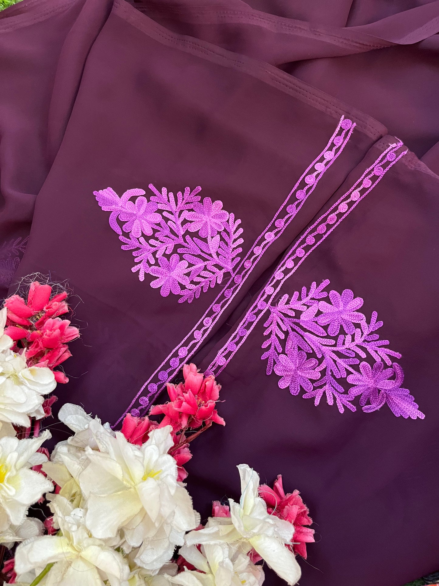 Coke Georgette 3 Pc Aari Embroidered Suit Set