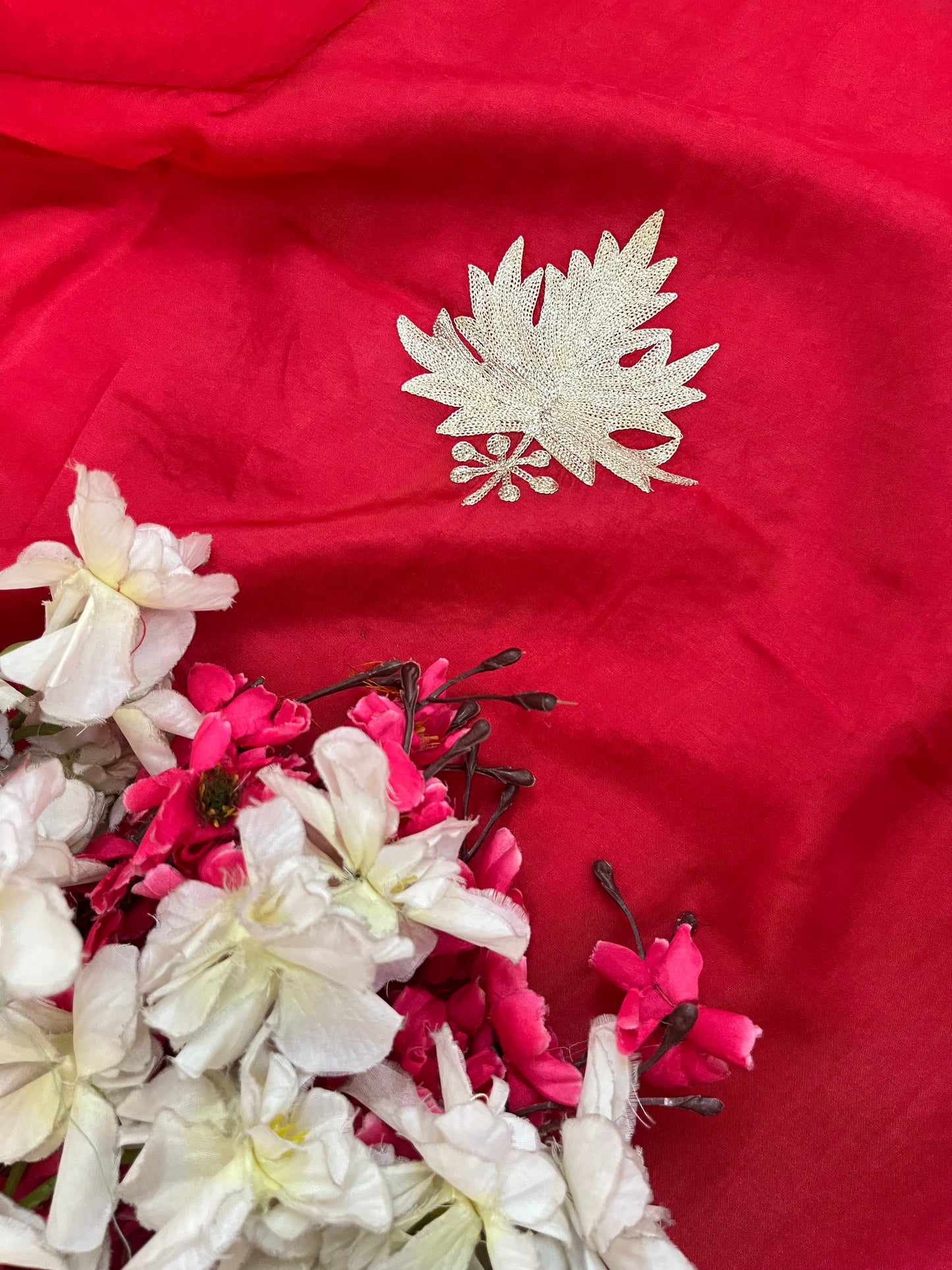 Red Sanam’ Tilla Kashmiri Silk Suit