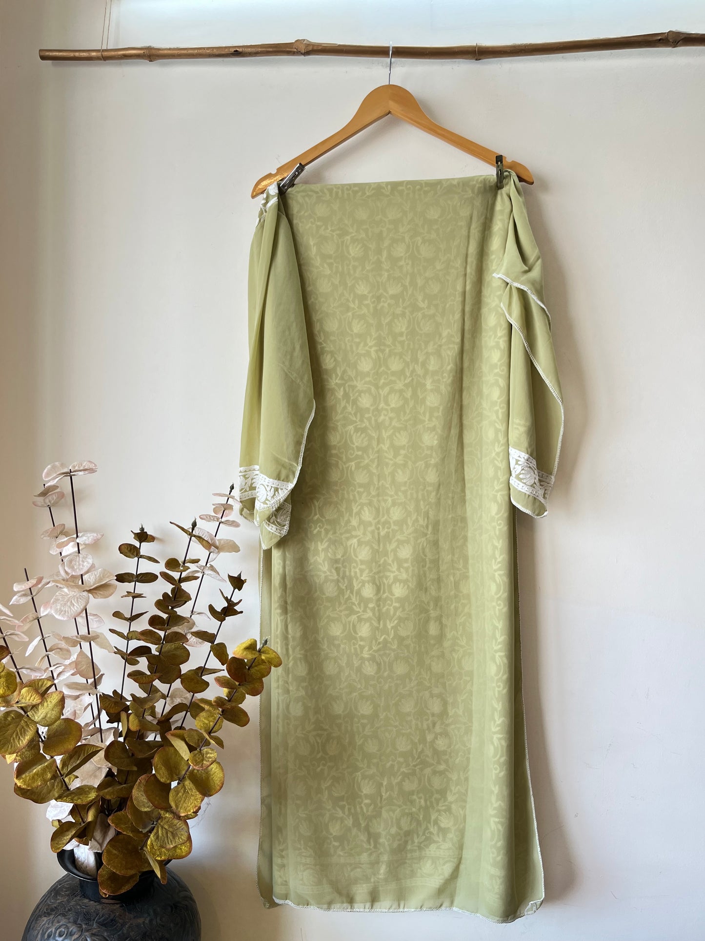 Georgette Green Jaal Work Aari Embroidered Semistitched Kurta Material