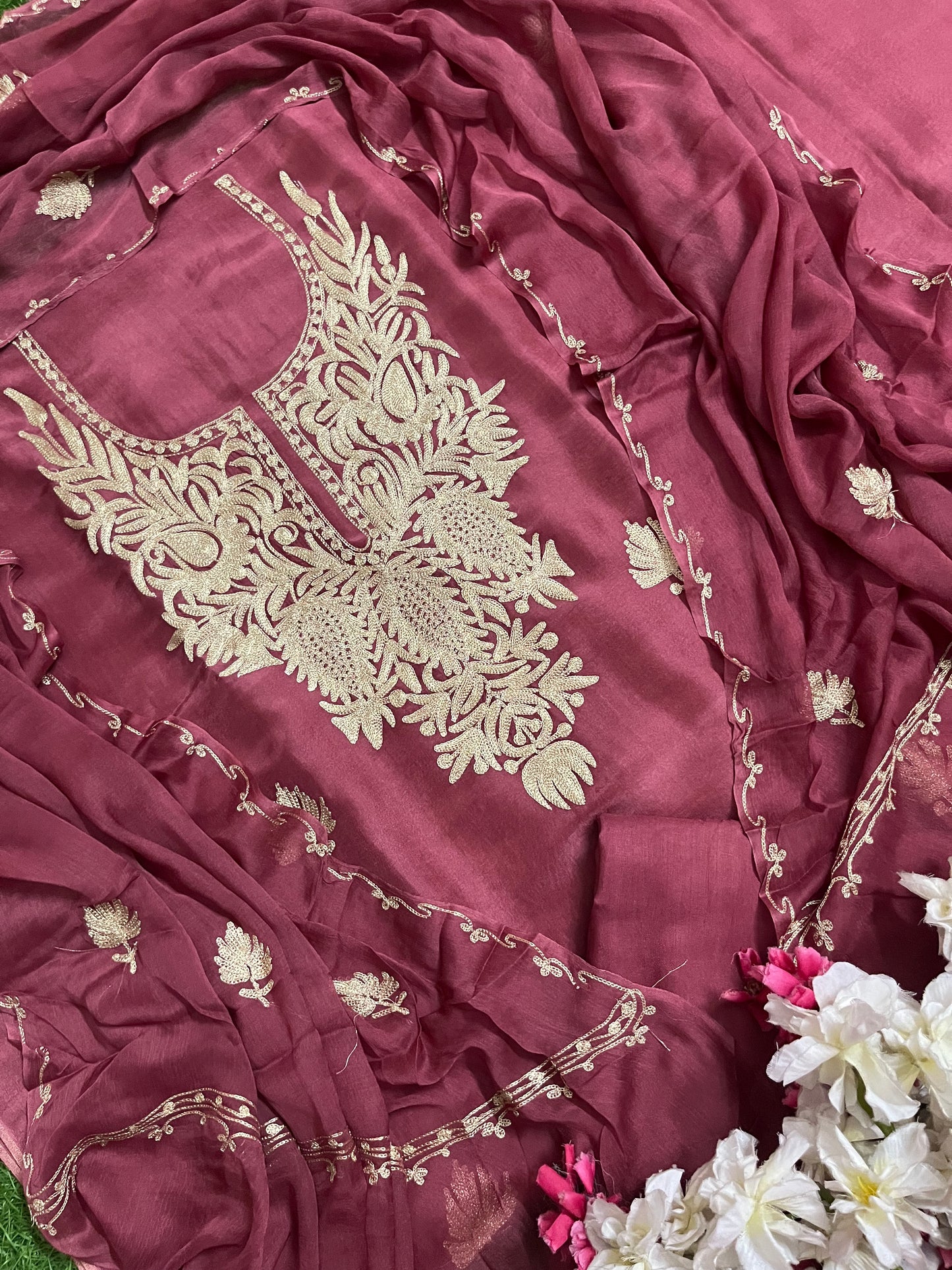 Sanam’ Onion Pink Silk Tilla Kashmiri Suit