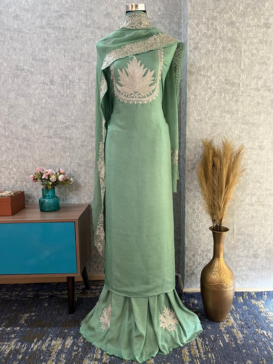 Tea Green Sanam’ Tilla Kashmiri Silk Suit